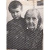Александра Петровна с внучкой Таней