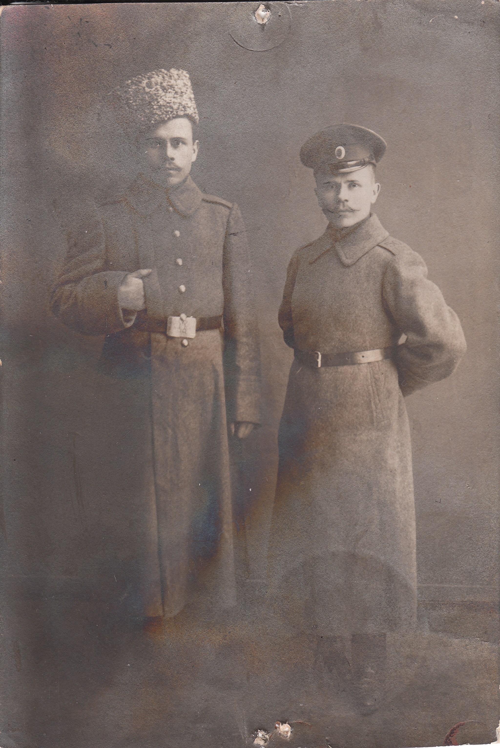 Братья Иван и Георгий Колеговы на военной службе, 1917 год