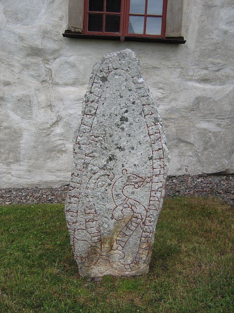 Мемориальный камень в Уппланде (Швеция)