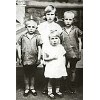 дети Струковы слева направо - Лёня, Елена (младше), Клавдия (старше), Владимир